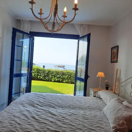 Apartmán El Pinedo Azul 3 *